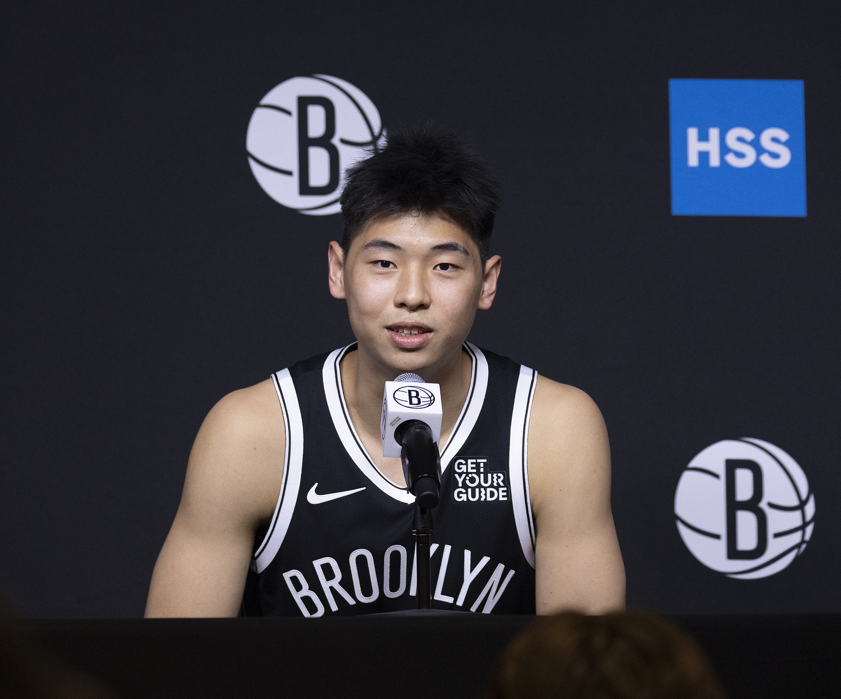 崔永熙：中国有14亿人口 但有多少人在NBA打球呢？